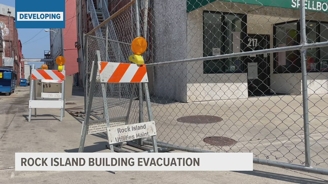 Building evacuated after bricks fall in Rock Island | News 8 Now