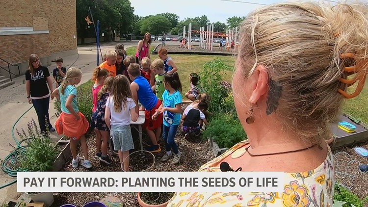 This Dixon teacher is inspiring the next generation of gardeners