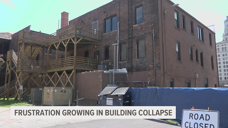 Apartment complex near  the collapsed Davenport building, forced to permanently evacuate
