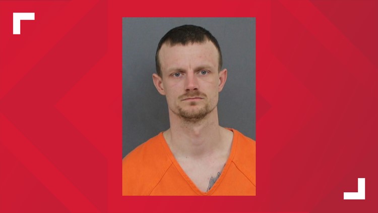 Suspect sought in East Moline stabbing